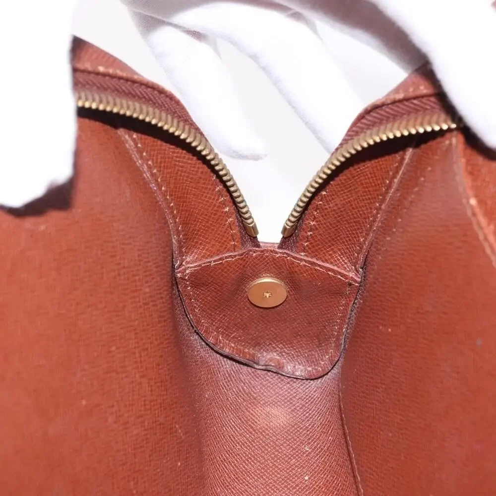 Louis Vuitton height width